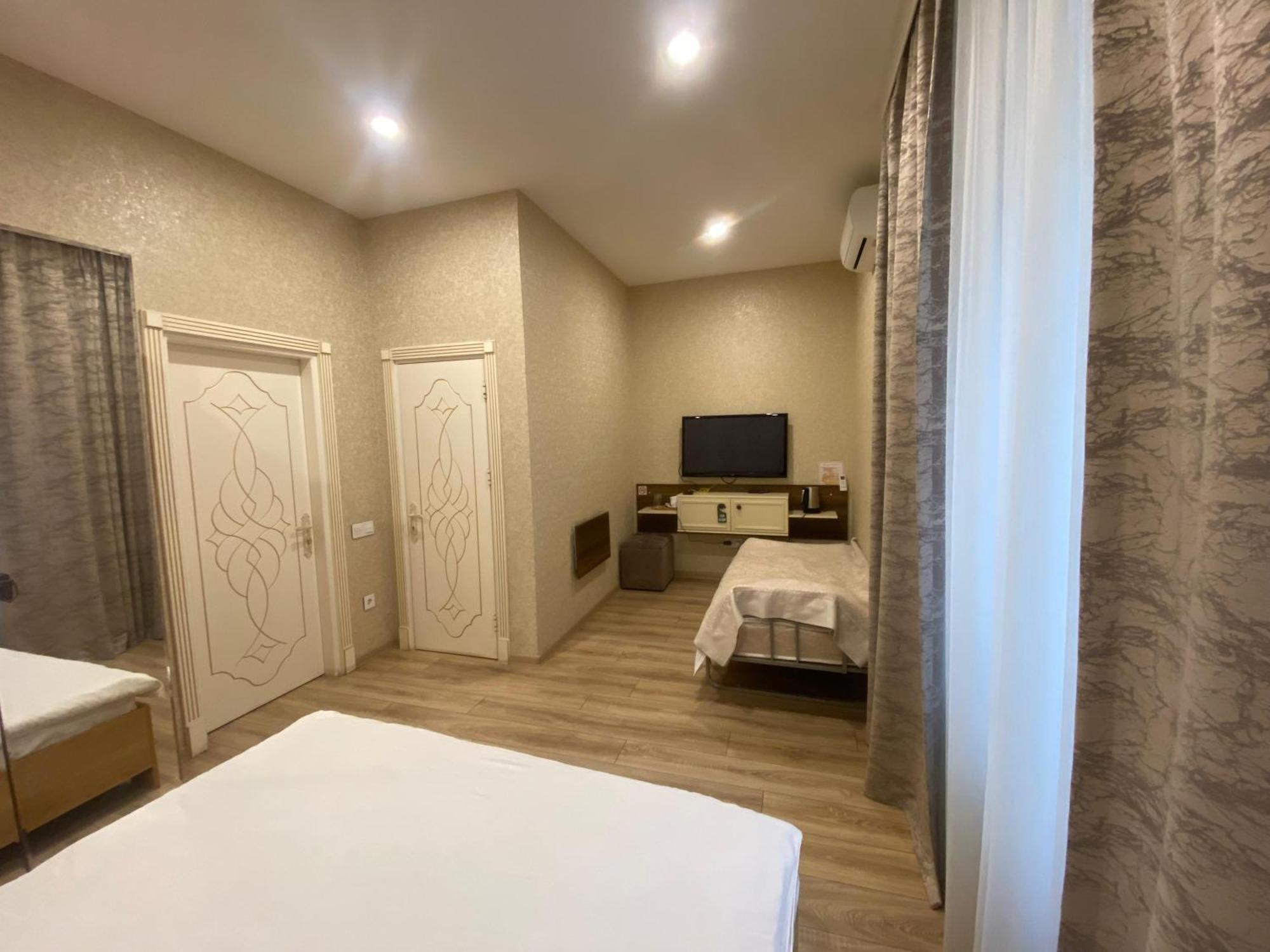 Midcity Hotel Baku Zewnętrze zdjęcie